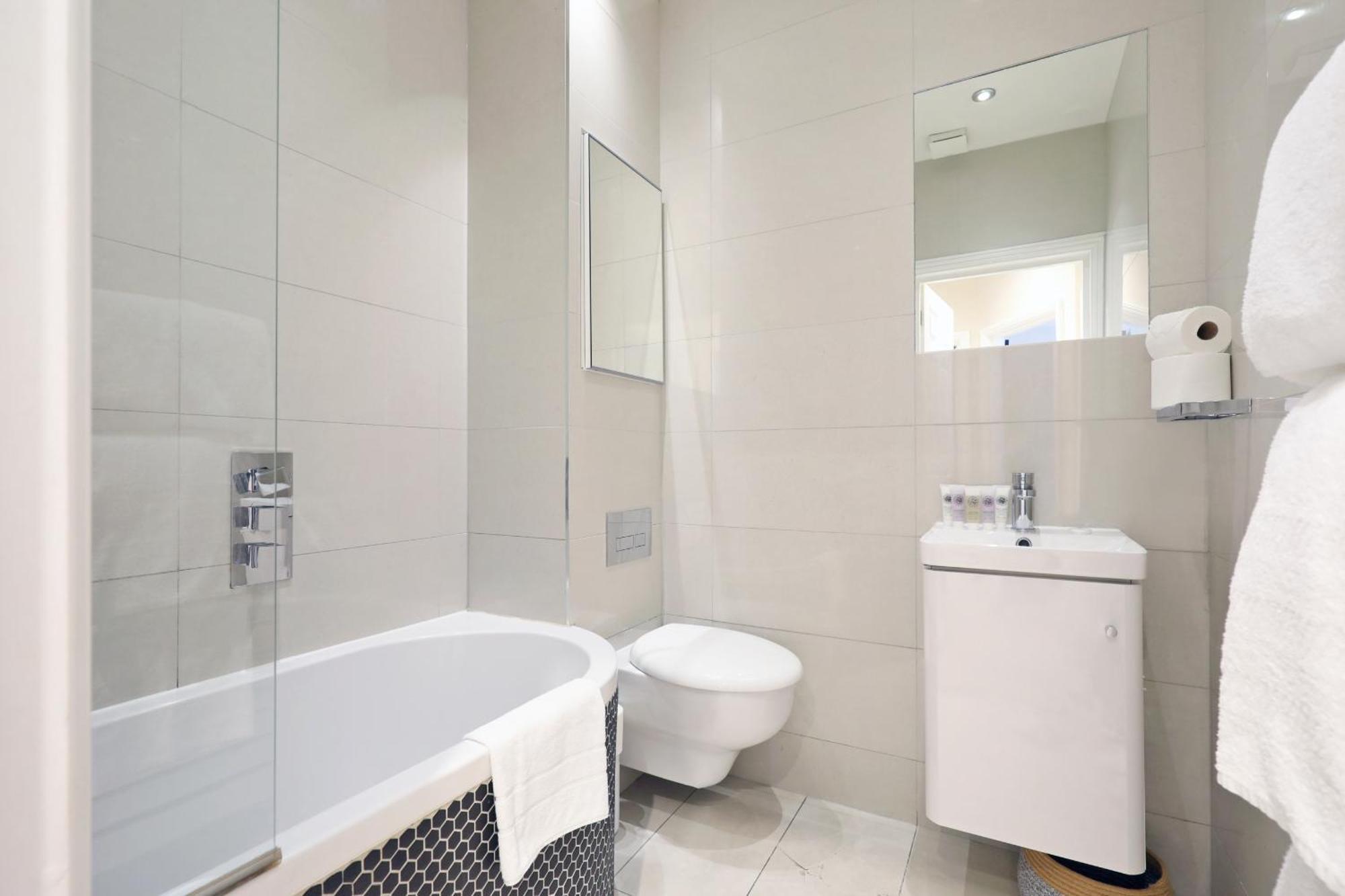 Covent Garden Superior Two Bedroom Aparment on Strand London Exterior foto
